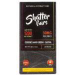 Biscuits et barre shatter sativa verte à l’avant